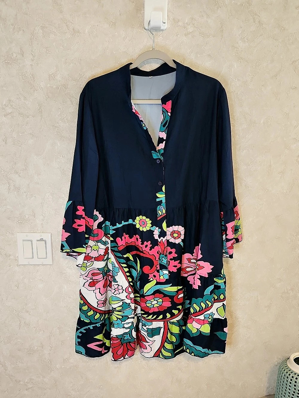 Floral Mini Dress in Black & Pink Size Large